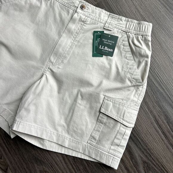 LL Bean Cargo Shorts Men's Size 35 Tropic Weight Comfort Waist Beige NWT - Picture 3 of 6